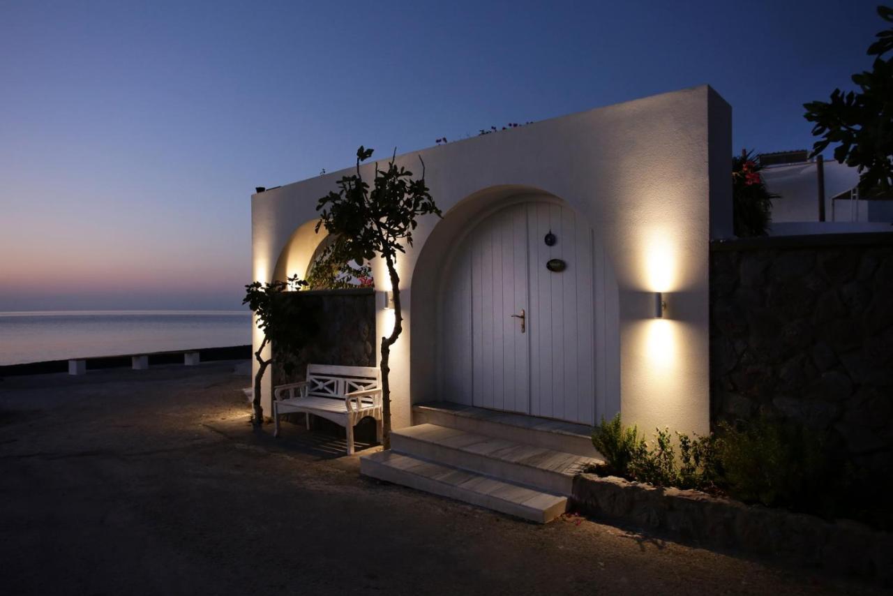 Sigalas Beach Hotel Kamari  Exterior photo